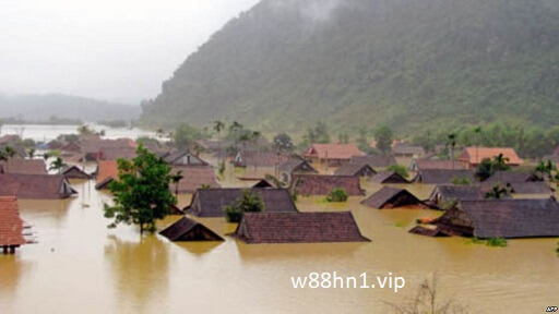 Nằm mơ thấy lũ lụt đánh con gì